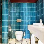 Hotel Canopy By Hilton Taksim 5*