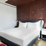 Hotel Canopy By Hilton Taksim 5*