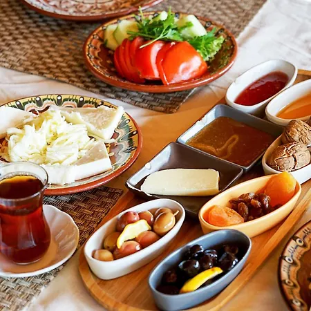 Canopy By Hilton Taksim 4*