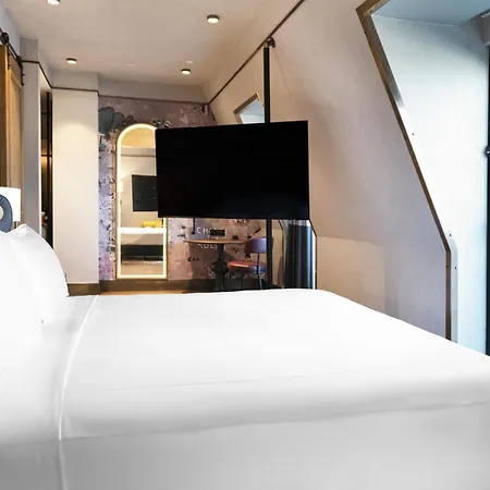 Canopy By Hilton Taksim 5*