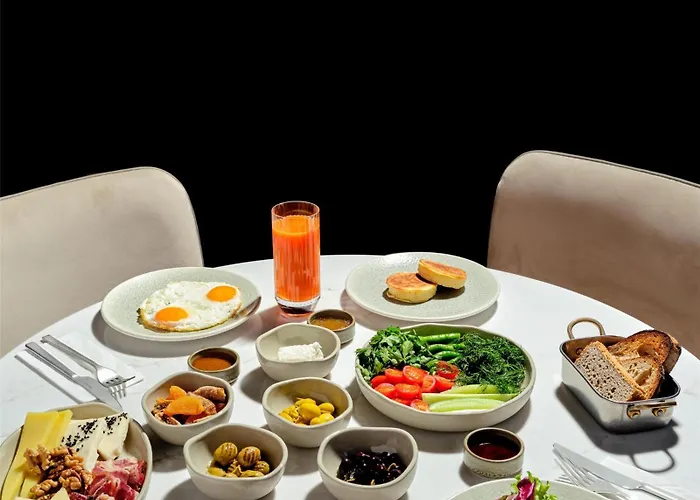 Canopy By Hilton Taksim 4*