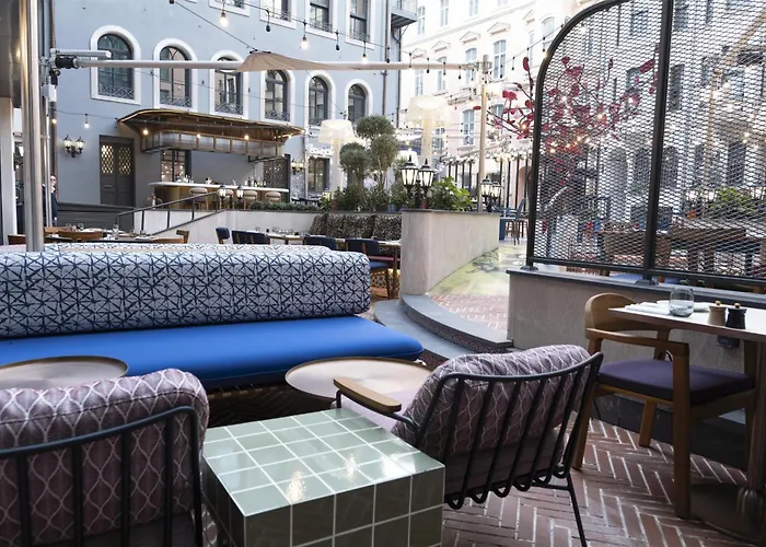 Canopy By Hilton Taksim 4*