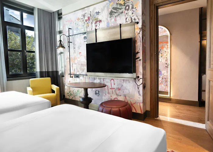 Canopy By Hilton Taksim Hotell 4*