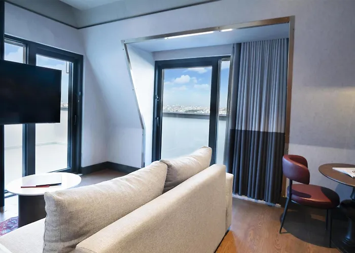 Hotell Canopy By Hilton Taksim 4*