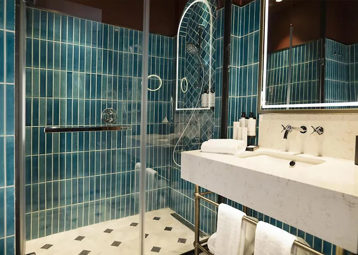 Canopy By Hilton Taksim 4*