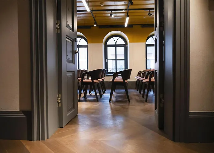 Canopy By Hilton Taksim 4*