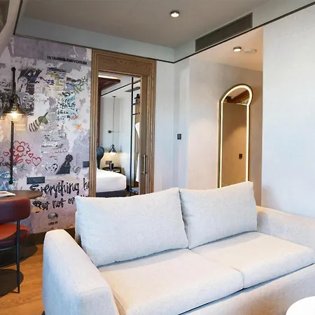 Canopy By Hilton Taksim Hotel 4*