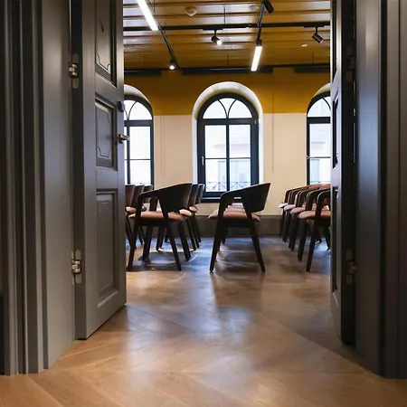 Canopy By Hilton Taksim 5*